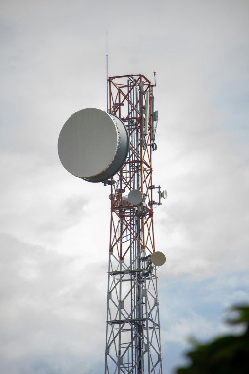 Ultra Wideband Radar Technology